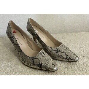Women's Karen Scott (Clancy) Size 7 1/2M Gold & Silver Snakeskin Point-Toe Pumps